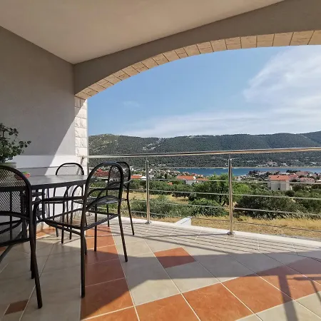 Apartment Villamare *