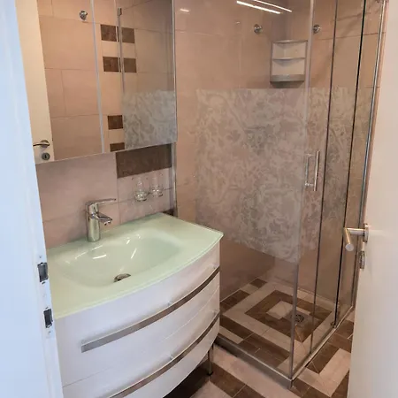 Apartman Villamare Grebastica